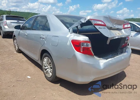 2012 Toyota Camry Le z USA, uszkodzony, nr VIN 4T1BF1FK3CU034691